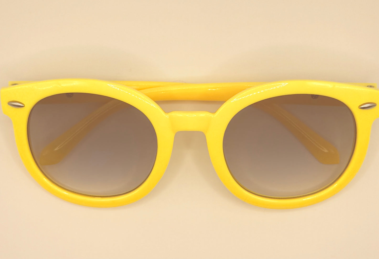 kids fashions sunglasses