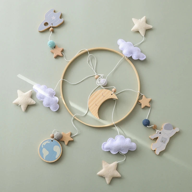 Crib Mobile Holder Rattles Toys Wooden Moon Stars Astronaut Bed Bell Toys Newborn Comfort Crib Bracket Bed Bell Toys Baby Gifts