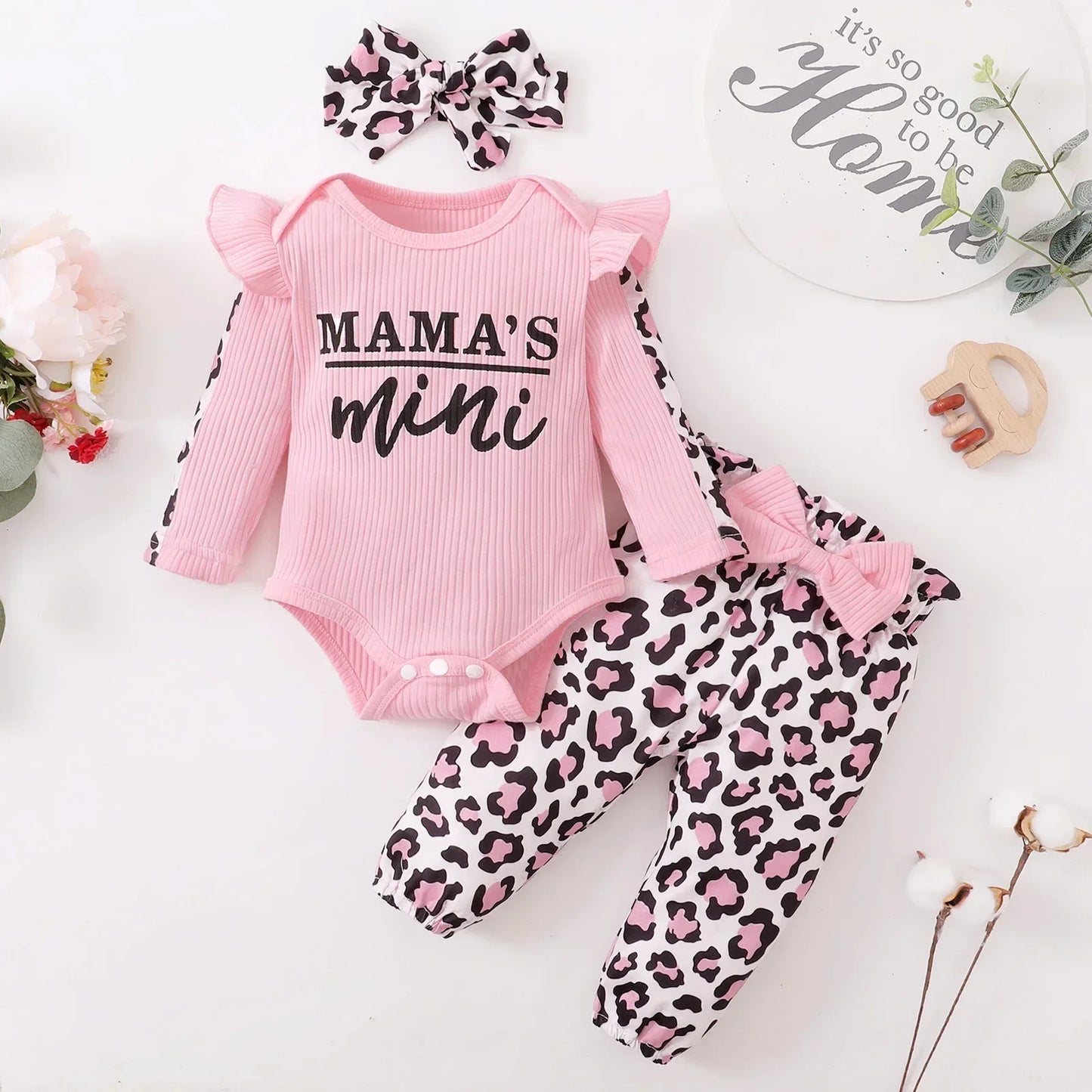 Newborn Baby Girls Clothes Set Pink Toddler Ruffle Tops Heart Print Bow Trousers Princess Casual Infant Outfits Clothes Suit