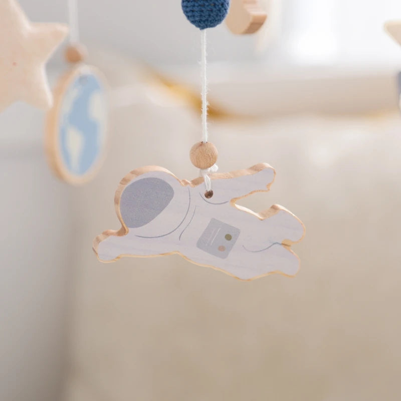 Crib Mobile Holder Rattles Toys Wooden Moon Stars Astronaut Bed Bell Toys Newborn Comfort Crib Bracket Bed Bell Toys Baby Gifts