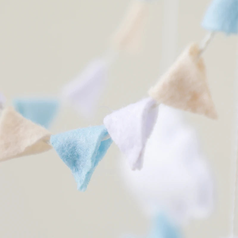 Baby Crib Mobile Bed Bell Soft Felt Hot Air Balloon Wind Chime Pendant Bed Bell Wooden Newborn Comfort Bed Bell Toys Baby Gift