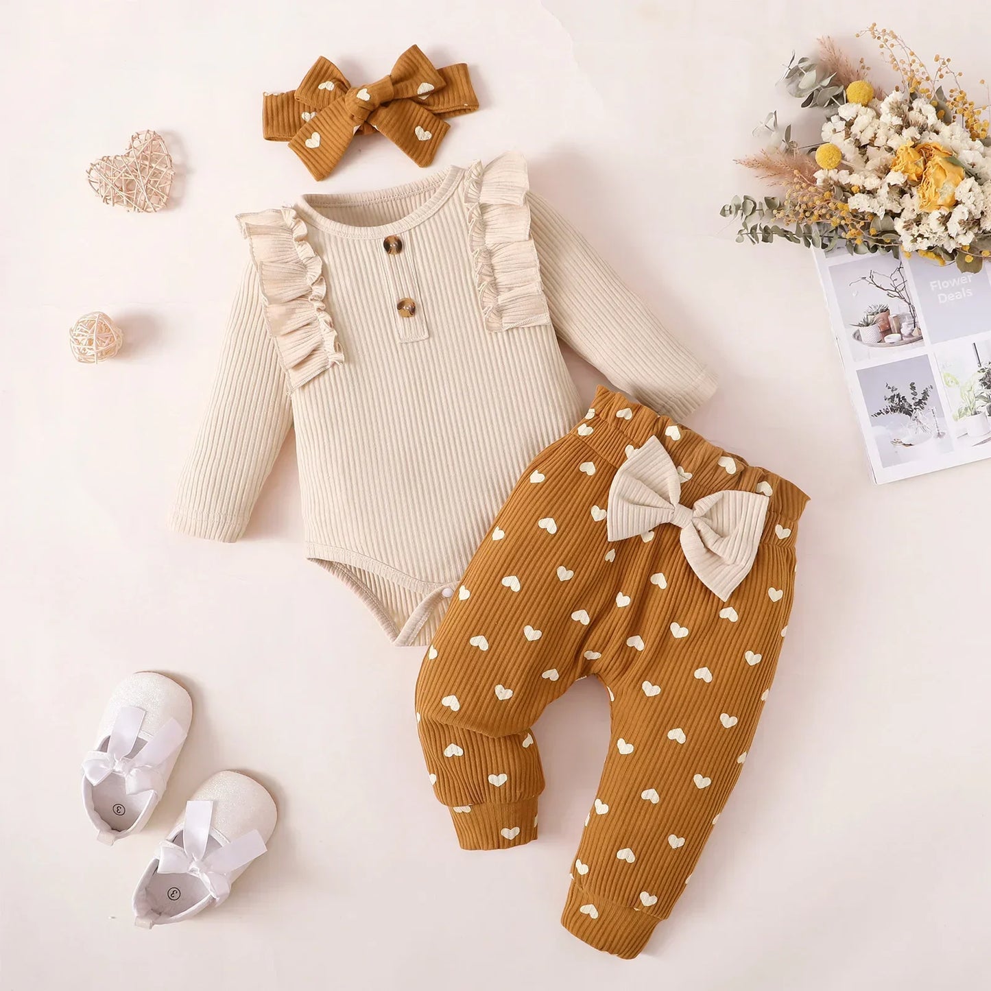 Newborn Baby Girls Clothes Set Pink Toddler Ruffle Tops Heart Print Bow Trousers Princess Casual Infant Outfits Clothes Suit