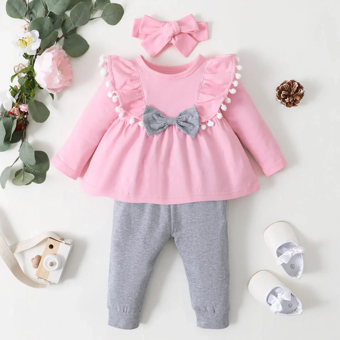 Newborn Baby Girls Clothes Set Pink Toddler Ruffle Tops Heart Print Bow Trousers Princess Casual Infant Outfits Clothes Suit