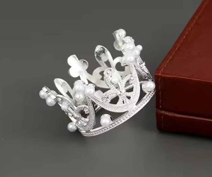 cake crown topper