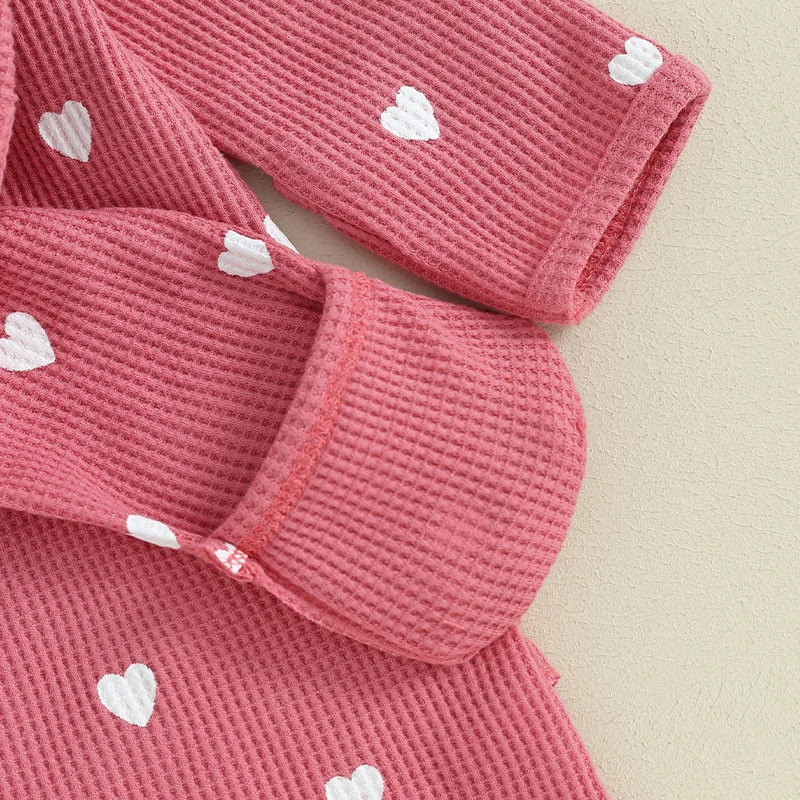 Pudcoco Baby Girls Foot Cover Jumpsuit Long Sleeve Crew Neck Heart Print Ruffle Zipper Footies with Headband 0-6M