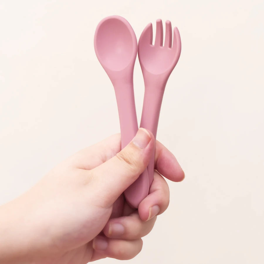 Personalized Name 2PCS/Set Silicone Baby Utensils Food Grade Spoon Fork Eating Training Children Tableware Baby Cutlery