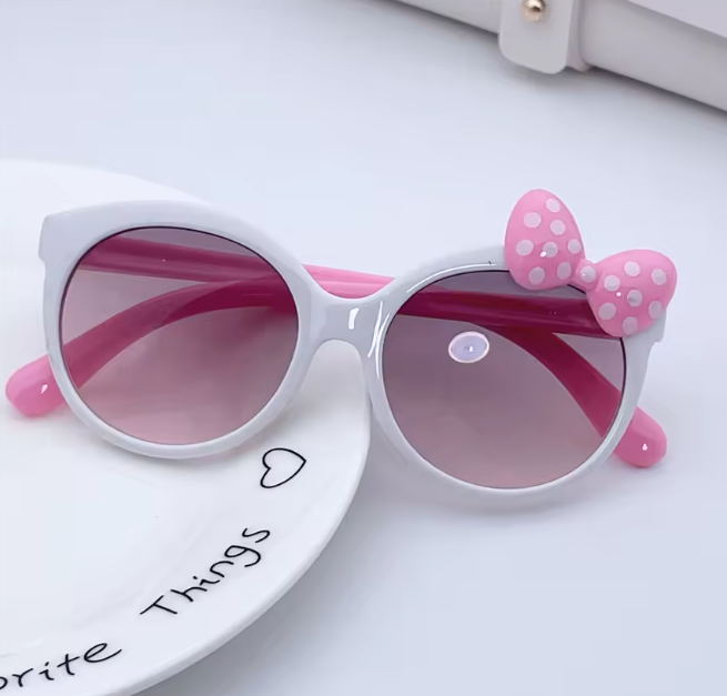 Fashion 5-10 Years Old Children's Bow Tie Polarized Sunglasses Anti-UV Girls Glasses Festival Eyewear Shades