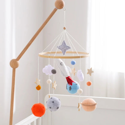 Crib Mobile Holder Rattles Toys Wooden Moon Stars Astronaut Bed Bell Toys Newborn Comfort Crib Bracket Bed Bell Toys Baby Gifts